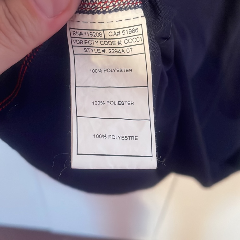 New England Patriots lightweight, long sleeve shirt. - Picture 5 of 5